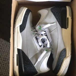 Air Jordan 3 grey and black and green